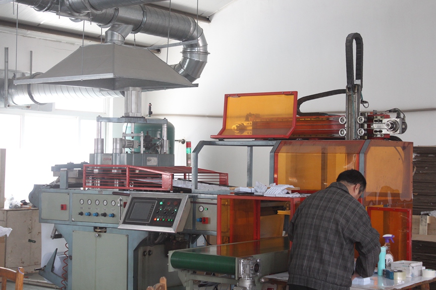 ȫ�Ԅ�(d��ng)���ܙC(j��)