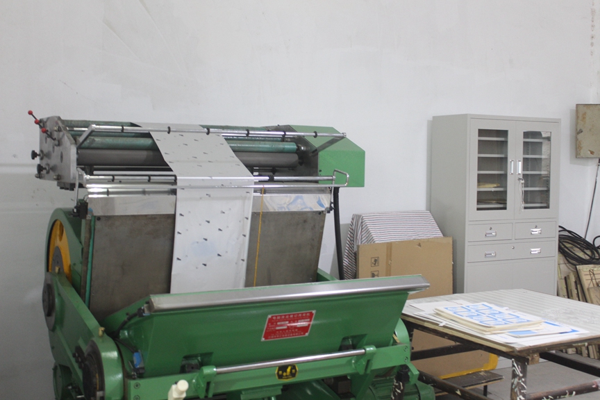 �C��C(j��)